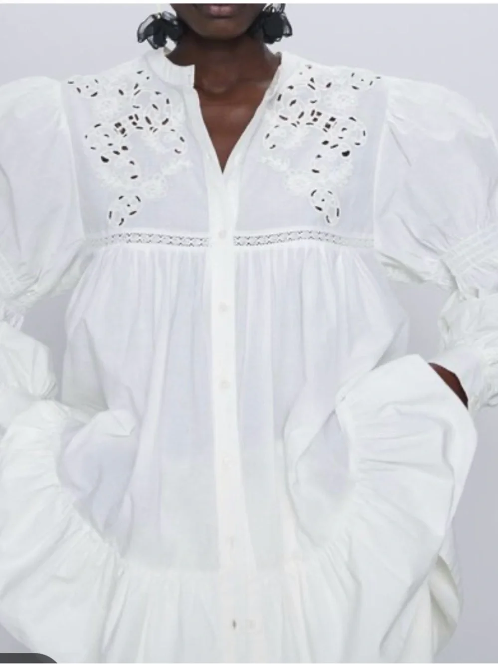 Zara lightweight white